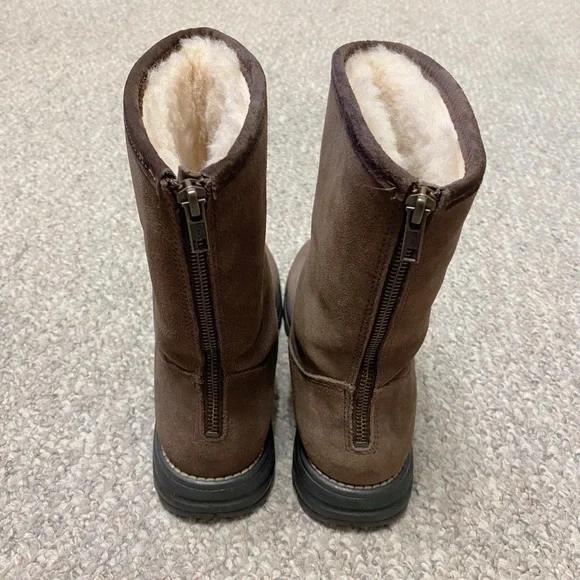 UGG Brown Shearling Boots - Picture 3 of 4